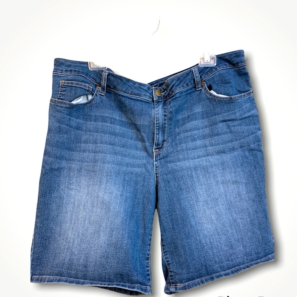 Westport woman's shorts size 20W